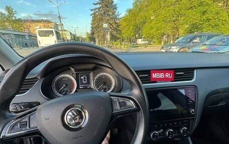 Skoda Octavia, 2017 год, 1 999 000 рублей, 23 фотография