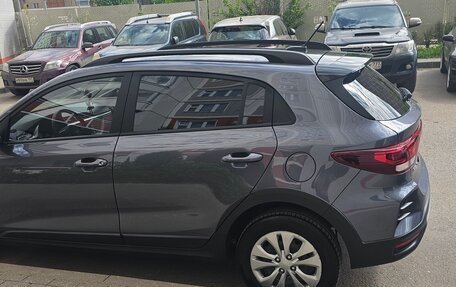 KIA Rio IV, 2021 год, 1 670 000 рублей, 3 фотография