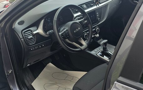 KIA Rio IV, 2021 год, 1 670 000 рублей, 18 фотография
