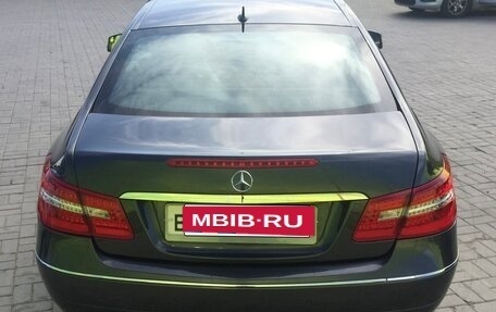 Mercedes-Benz E-Класс, 2012 год, 1 750 000 рублей, 2 фотография