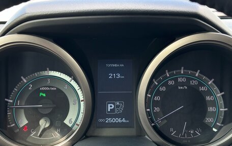 Toyota Land Cruiser Prado 150 рестайлинг 2, 2012 год, 2 870 000 рублей, 25 фотография