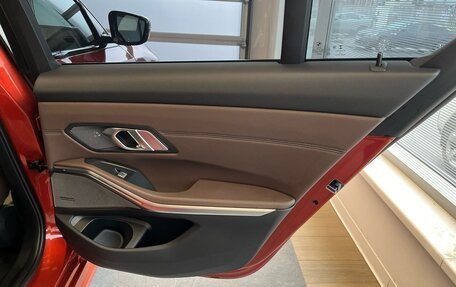 BMW 3 серия, 2021 год, 4 300 000 рублей, 17 фотография