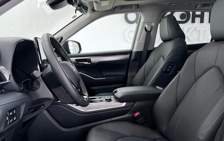 Toyota Highlander, 2024 год, 6 050 000 рублей, 12 фотография