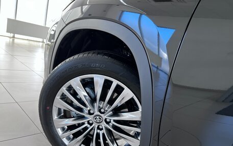 Toyota Highlander, 2024 год, 6 050 000 рублей, 21 фотография