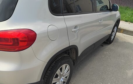 Volkswagen Tiguan I, 2012 год, 990 000 рублей, 4 фотография