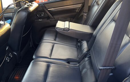 Mitsubishi Pajero IV, 2011 год, 2 800 000 рублей, 19 фотография
