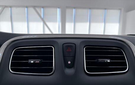 Renault Logan II, 2019 год, 660 000 рублей, 21 фотография