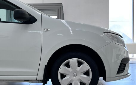 Renault Logan II, 2019 год, 660 000 рублей, 11 фотография