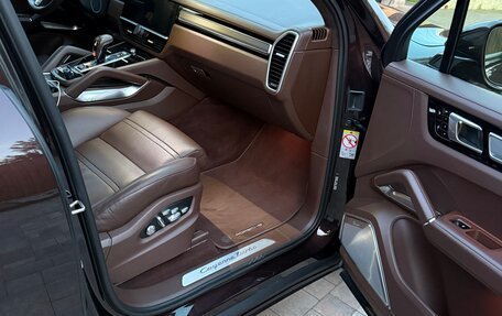 Porsche Cayenne III, 2018 год, 10 500 000 рублей, 7 фотография
