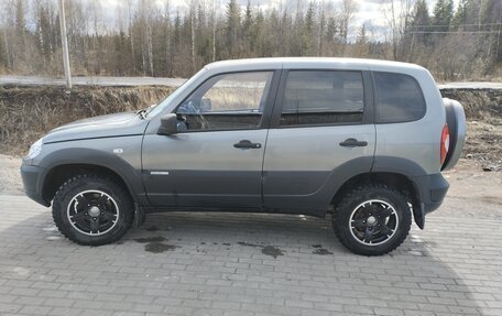 Chevrolet Niva I рестайлинг, 2013 год, 690 000 рублей, 4 фотография