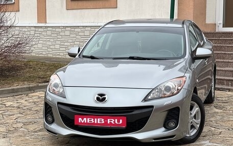 Mazda 3, 2011 год, 1 400 000 рублей, 2 фотография