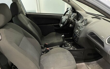 Ford Fiesta, 2007 год, 255 000 рублей, 10 фотография