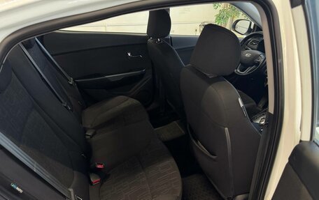KIA Rio III рестайлинг, 2012 год, 945 000 рублей, 10 фотография