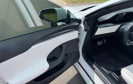 Tesla Model S I, 2022 год, 9 302 940 рублей, 17 фотография