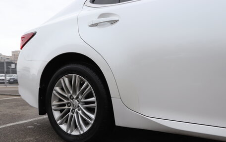 Lexus ES VII, 2015 год, 2 150 000 рублей, 17 фотография