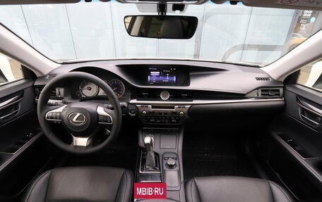 Lexus ES VII, 2015 год, 2 150 000 рублей, 22 фотография