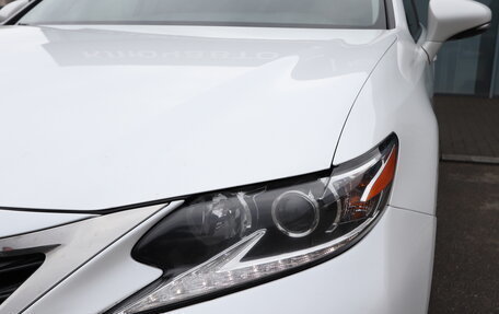 Lexus ES VII, 2015 год, 2 150 000 рублей, 35 фотография