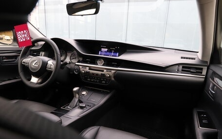 Lexus ES VII, 2015 год, 2 150 000 рублей, 20 фотография