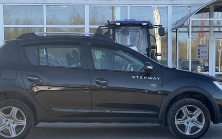 Renault Sandero II рестайлинг, 2019 год, 1 184 000 рублей, 10 фотография