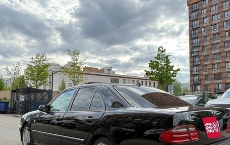 Mercedes-Benz E-Класс, 1998 год, 800 000 рублей, 4 фотография