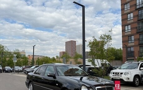 Mercedes-Benz E-Класс, 1998 год, 800 000 рублей, 2 фотография