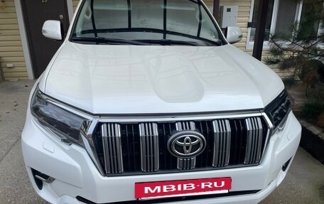 Toyota Land Cruiser Prado 150 рестайлинг 2, 2014 год, 2 700 000 рублей, 5 фотография