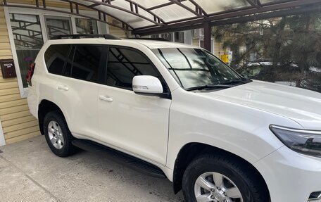 Toyota Land Cruiser Prado 150 рестайлинг 2, 2014 год, 2 700 000 рублей, 18 фотография