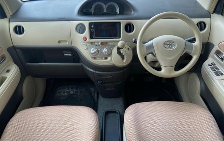 Toyota Sienta I, 2015 год, 1 049 000 рублей, 16 фотография