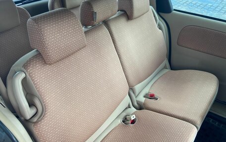 Toyota Sienta I, 2015 год, 1 049 000 рублей, 17 фотография