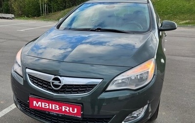 Opel Astra J, 2011 год, 650 000 рублей, 1 фотография