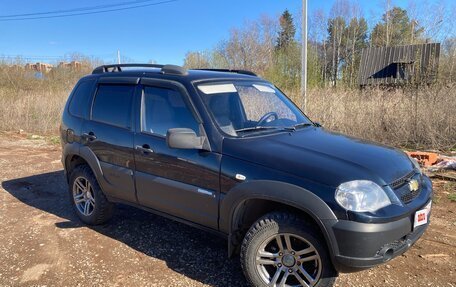 Chevrolet Niva I рестайлинг, 2011 год, 370 000 рублей, 3 фотография