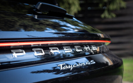 Porsche Taycan I, 2023 год, 13 800 000 рублей, 8 фотография