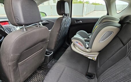 Opel Astra J, 2011 год, 650 000 рублей, 8 фотография