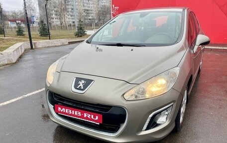 Peugeot 308 II, 2012 год, 610 000 рублей, 2 фотография