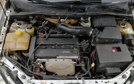 Ford Focus IV, 2002 год, 499 000 рублей, 13 фотография