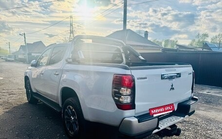Mitsubishi L200 IV рестайлинг, 2019 год, 2 590 000 рублей, 13 фотография