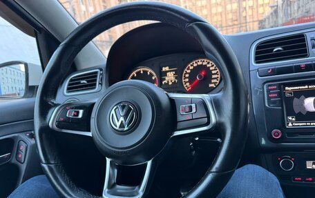 Volkswagen Polo VI (EU Market), 2018 год, 895 000 рублей, 2 фотография