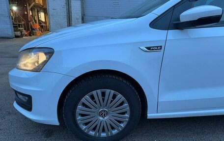 Volkswagen Polo VI (EU Market), 2018 год, 895 000 рублей, 5 фотография