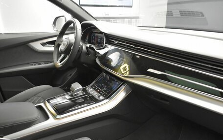 Audi Q8 I, 2023 год, 13 387 500 рублей, 10 фотография