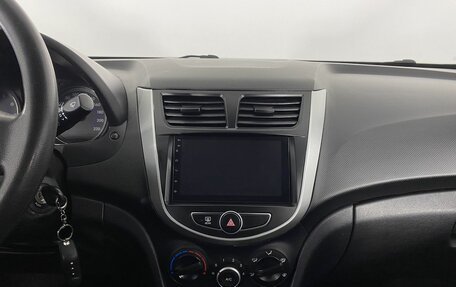 Hyundai Solaris II рестайлинг, 2014 год, 1 040 000 рублей, 18 фотография