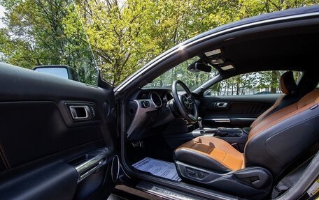 Ford Mustang VI рестайлинг, 2021 год, 4 438 226 рублей, 7 фотография