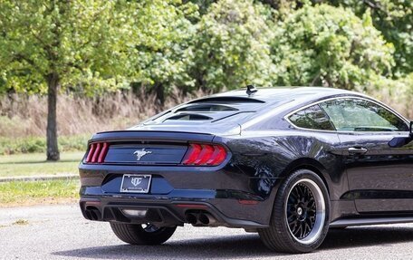 Ford Mustang VI рестайлинг, 2021 год, 4 438 226 рублей, 4 фотография
