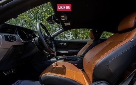 Ford Mustang VI рестайлинг, 2021 год, 4 438 226 рублей, 8 фотография