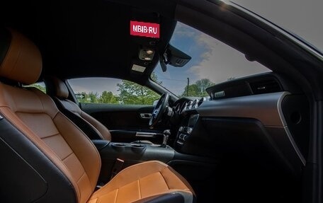 Ford Mustang VI рестайлинг, 2021 год, 4 438 226 рублей, 18 фотография