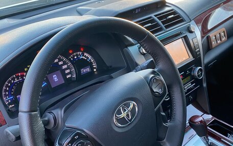 Toyota Camry, 2013 год, 1 750 000 рублей, 10 фотография
