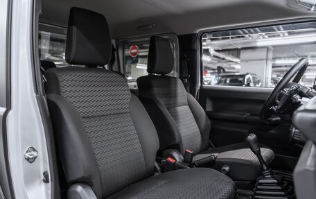Suzuki Jimny, 2020 год, 3 000 000 рублей, 22 фотография
