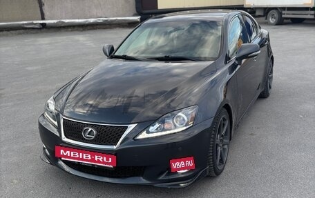 Lexus IS II рестайлинг 2, 2009 год, 1 600 000 рублей, 17 фотография