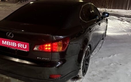 Lexus IS II рестайлинг 2, 2009 год, 1 600 000 рублей, 22 фотография