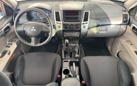 Mitsubishi Pajero Sport II рестайлинг, 2010 год, 1 750 000 рублей, 14 фотография