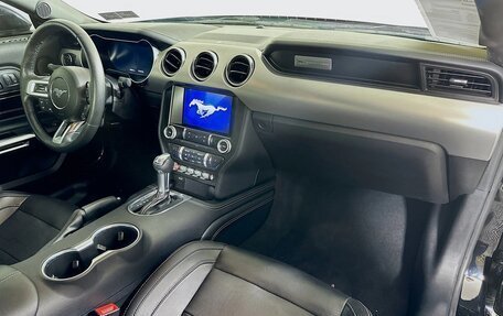 Ford Mustang VI рестайлинг, 2022 год, 5 267 625 рублей, 26 фотография